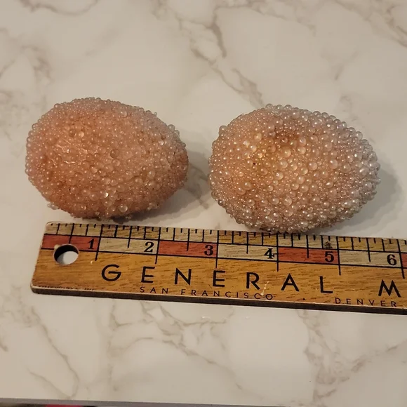 Vintage embellished Pink Easter Eggs - Picture 5 of 7